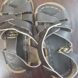 Saltwater toddler sandals